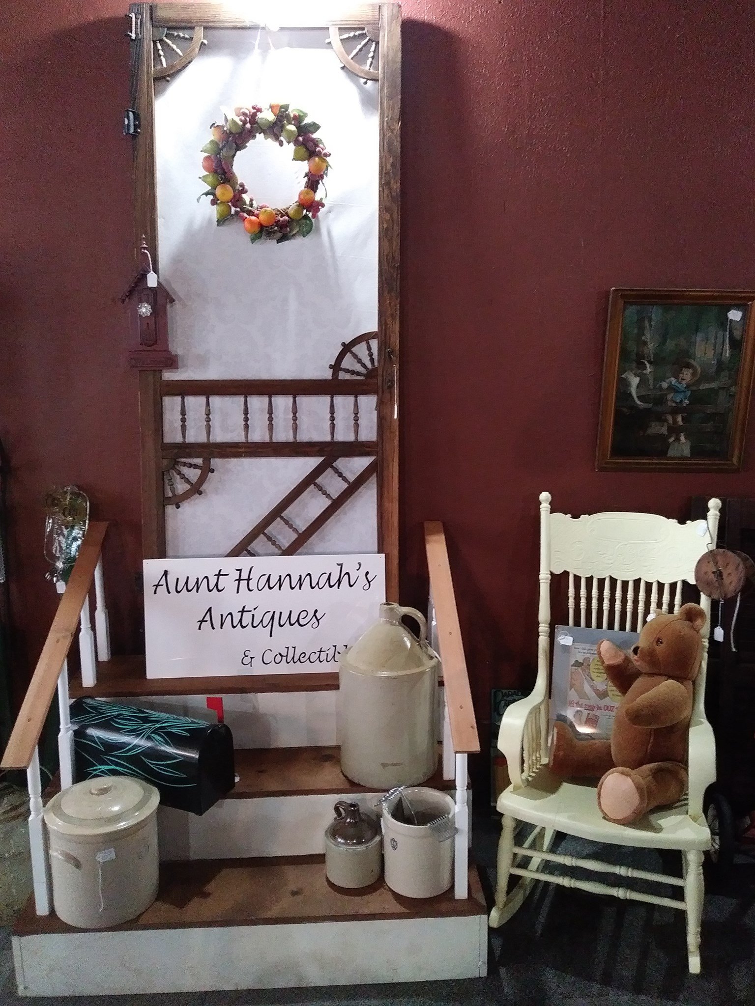 Aunt Hannah's Antiques and Collectibles